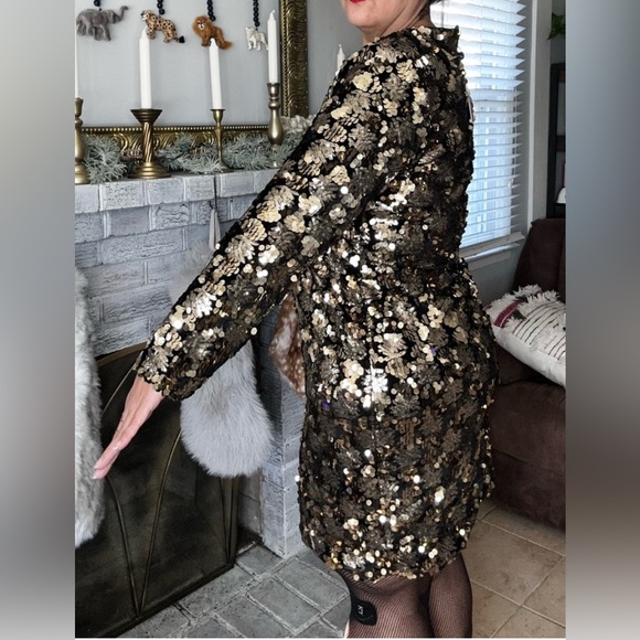 Unique 21 Sequin Long Sleeved Mini Dress - Picture 5 of 6